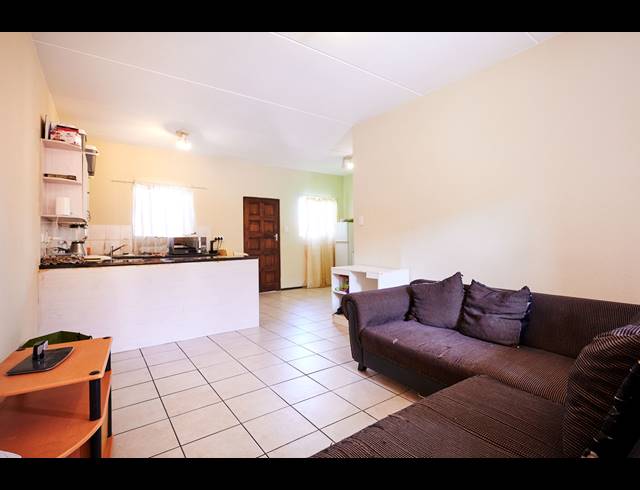 2 BEDROOM APARTMENT SOLD IN HALFWAY GARDENS